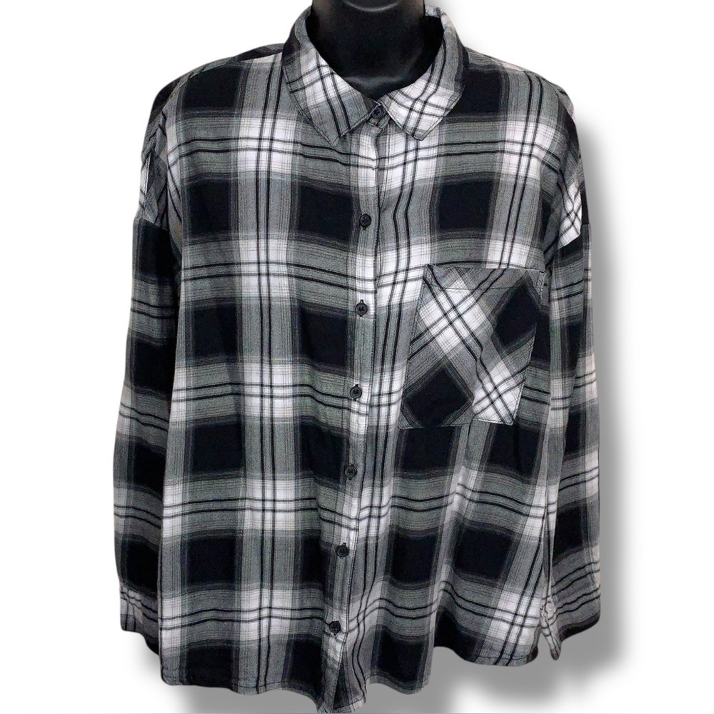 Small Divided Oversized Black White Plaid Flannel Shirt Womens Long Sleeve